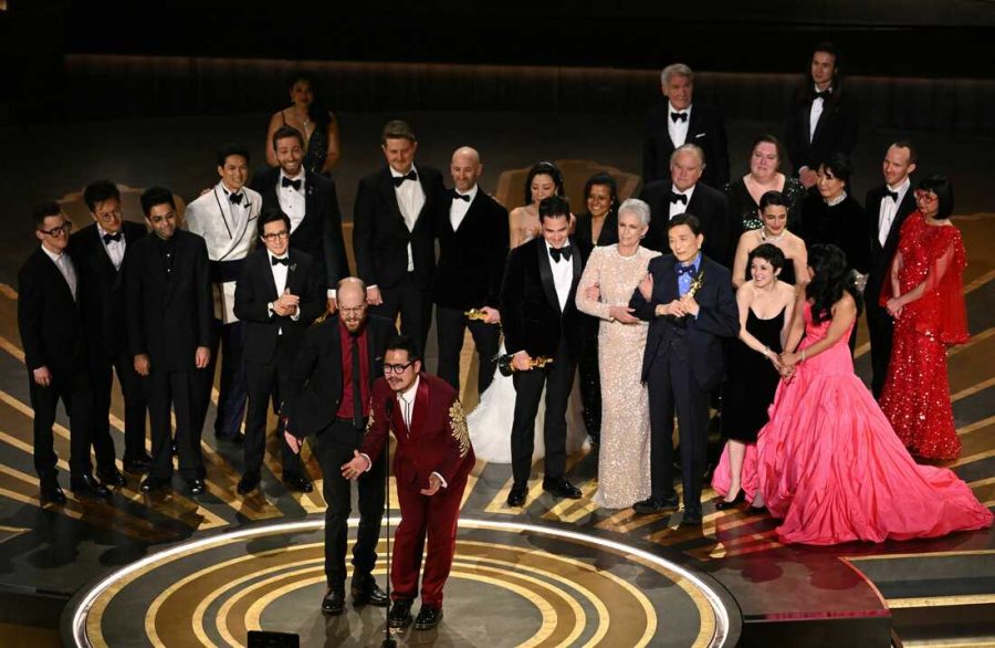 Everything+Everywhere+All+at+The+Oscars